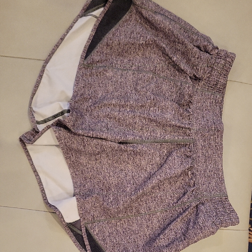 Lululemob Women's Heathered Gray Shorts